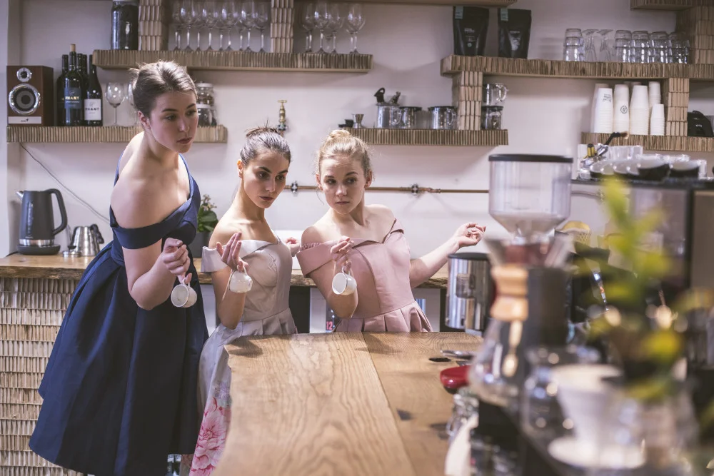 HOLEKTIV: KAFFEEKLATSCH