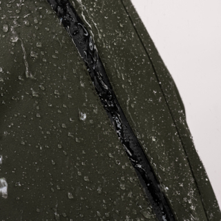 Waterproof zips