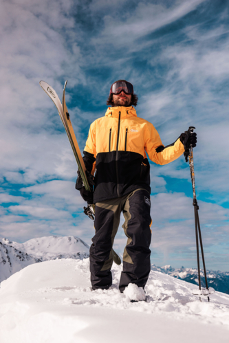 Mens ski jacket on sale yellow