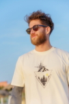 Biele pánske tričko z organickej bavlny PRIDE