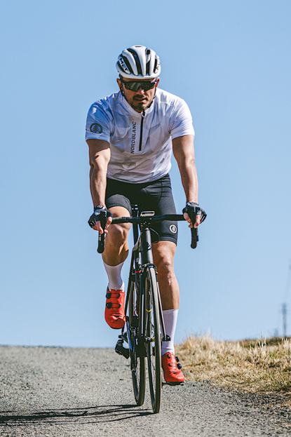 Cycling white online jersey